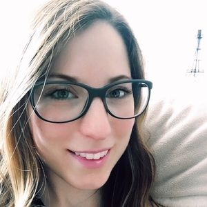 Meet your Posher, Alexandra